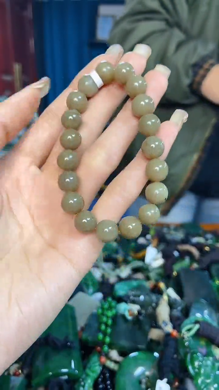 未镶嵌和田玉挂件1