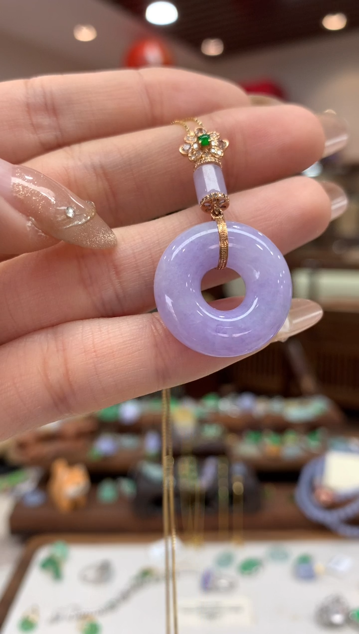 【闪购商品】翡翠吊坠(不含链)18K金镶嵌甜甜圈