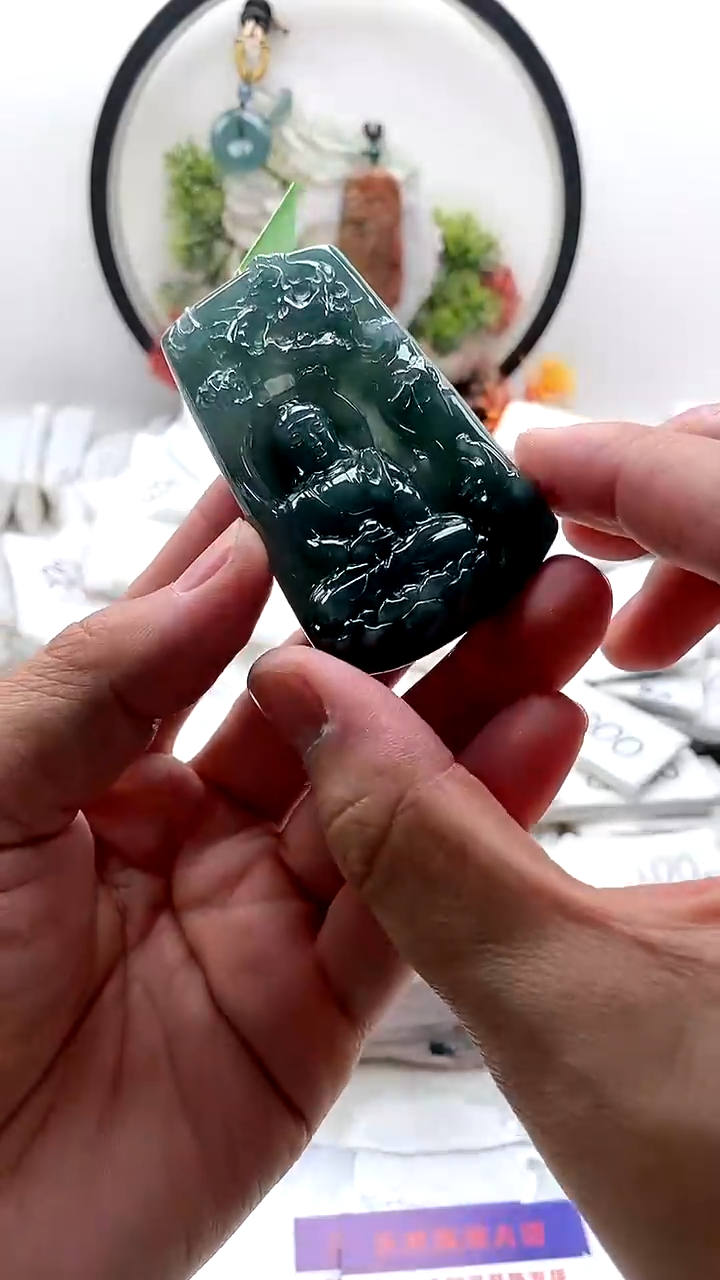 颈饰未镶嵌翡翠阿弥陀佛