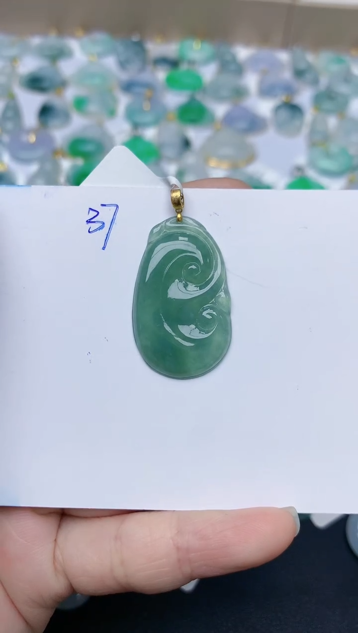 【闪购商品】翡翠颈饰18K金镶嵌天然翡翠A货    37