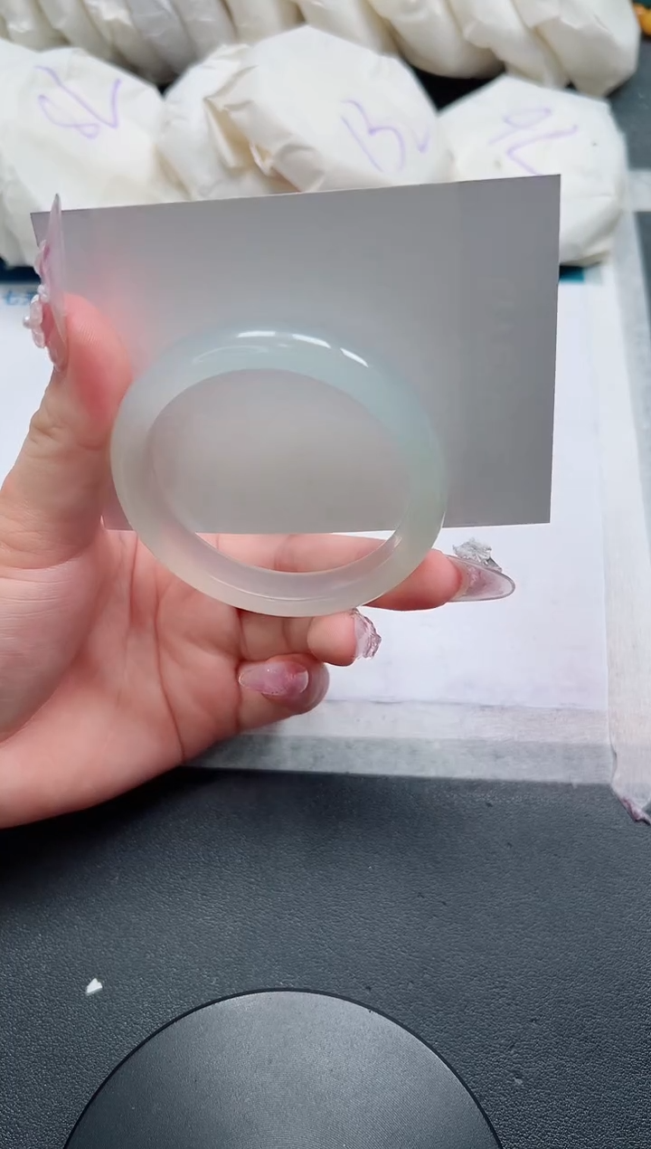 石英质玉手镯未镶嵌144-54