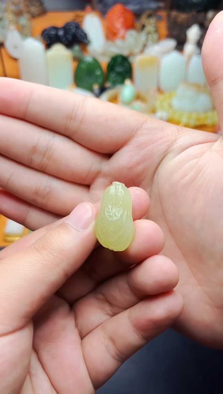 【闪购商品】和田玉颈饰未镶嵌白菜01