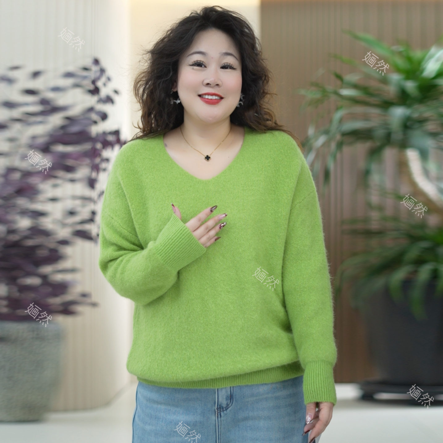 云雾感兔毛针织衫女大码弹力百搭显瘦保暖拉绒拉毛无缝冬季上衣