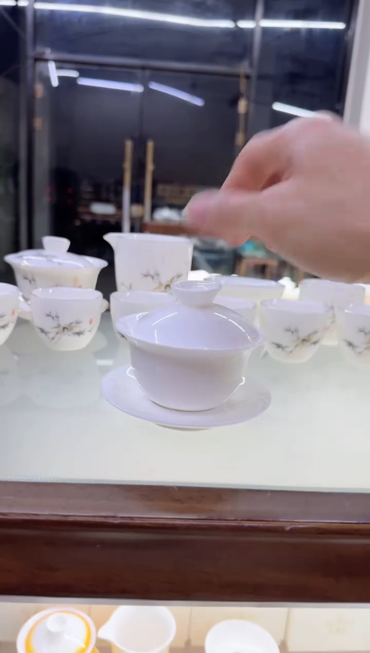 【闪购商品】瓷片微瑕言泥言泥言泥@YN