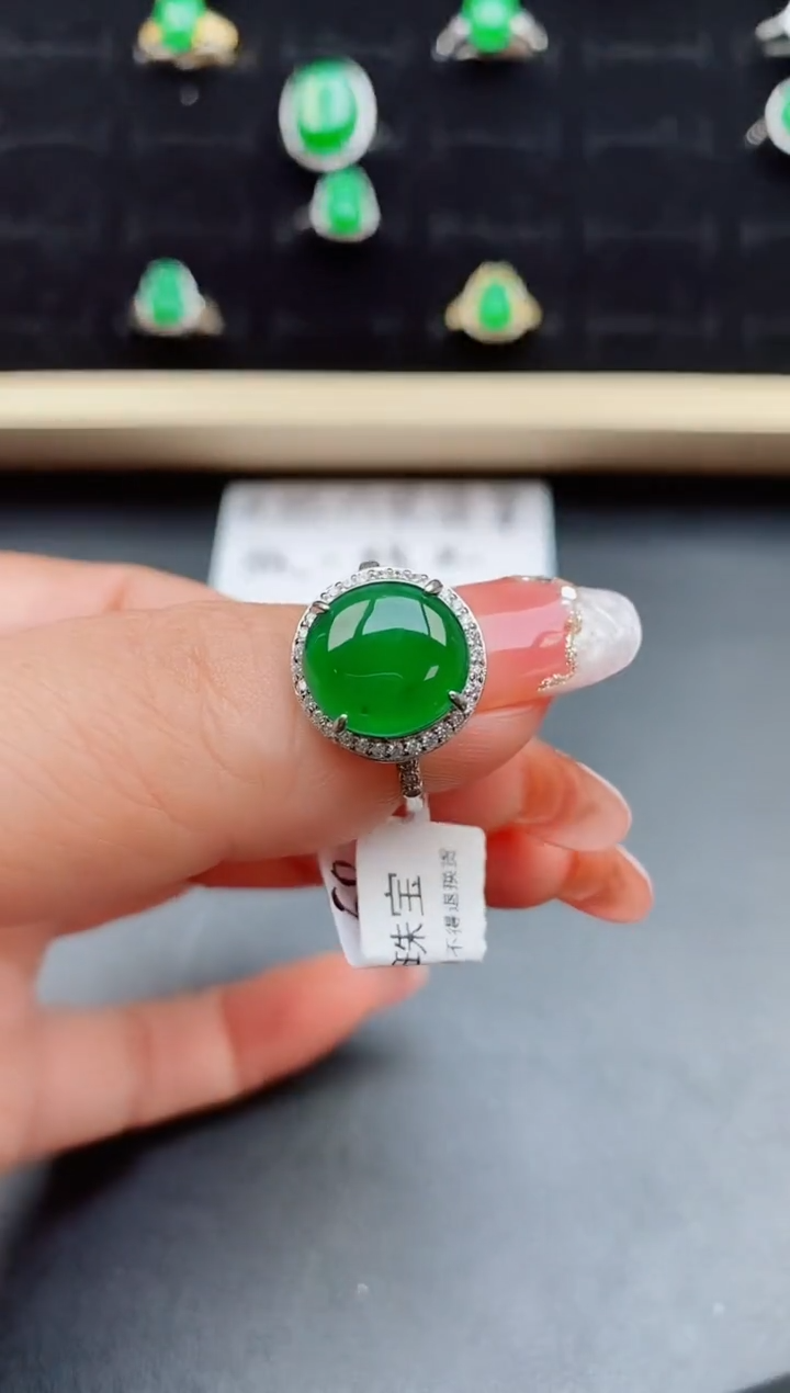【闪购商品】翡翠戒指银S925镶嵌8050