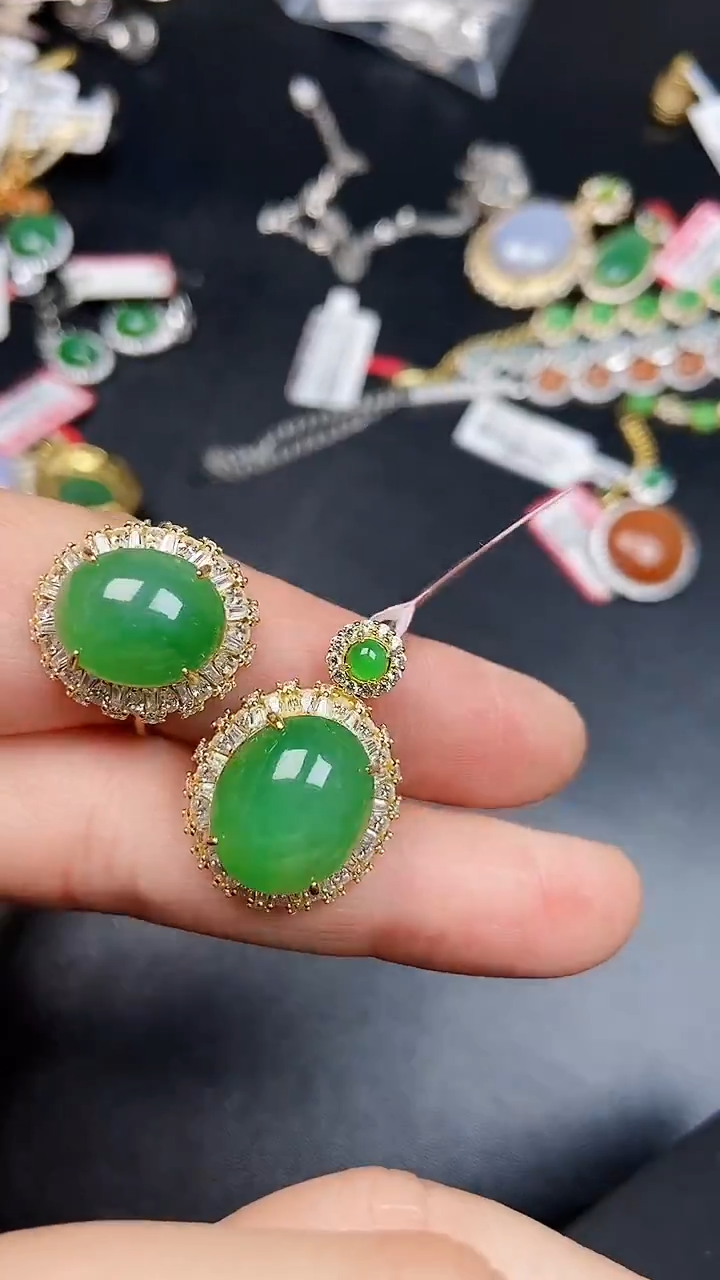 银S925镶嵌戒指翡翠3200