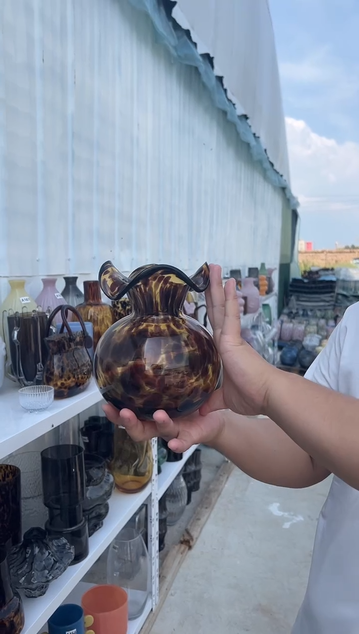  玻璃花瓶用于客厅桌面插花装饰