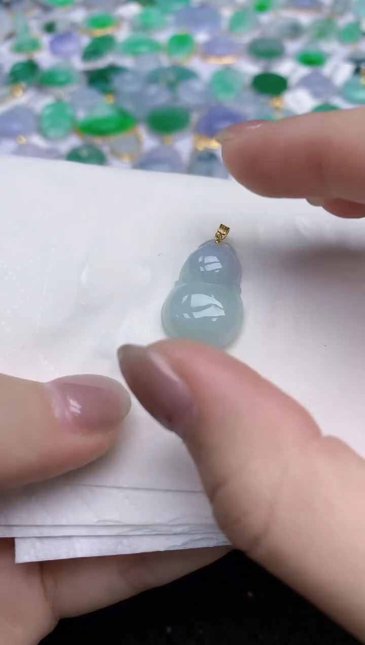 【闪购商品】翡翠颈饰未镶嵌天然翡翠A货
