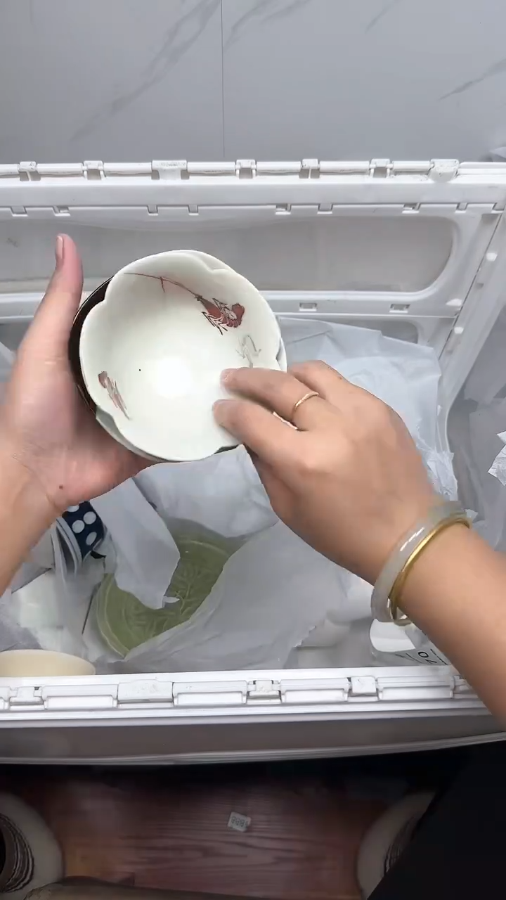 【闪购商品】1468回流瓷器默认微瑕，18.8包邮