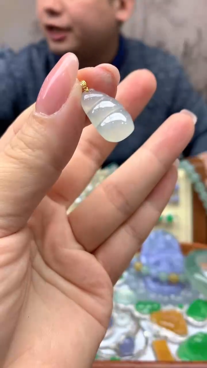 【闪购商品】翡翠颈饰18K金镶嵌34-天然翡翠