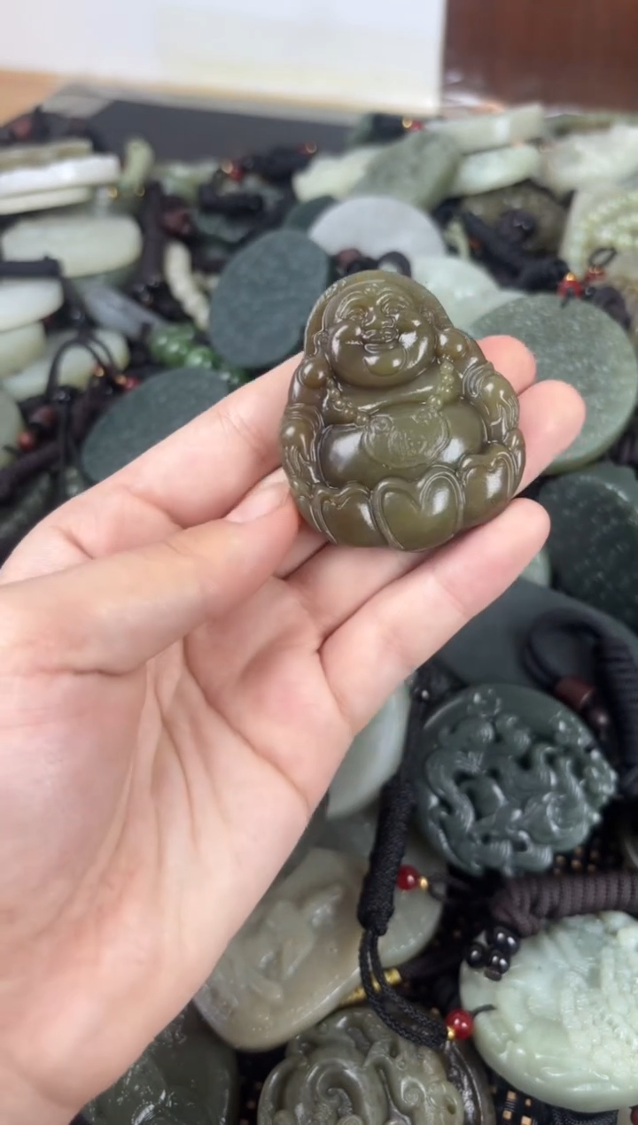 【闪购商品】和田玉颈饰未镶嵌1