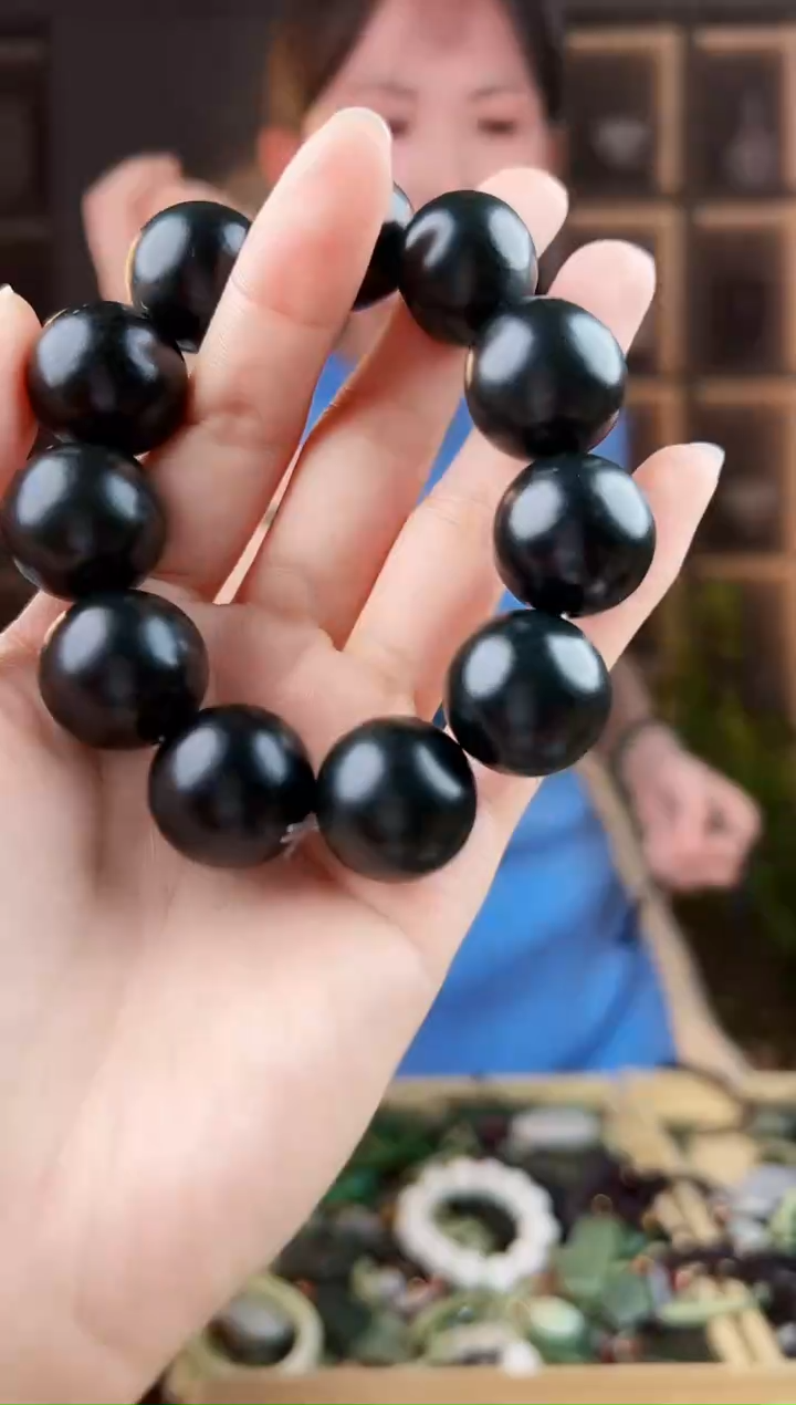 颈饰未镶嵌和田玉拍一发一，多样性发货