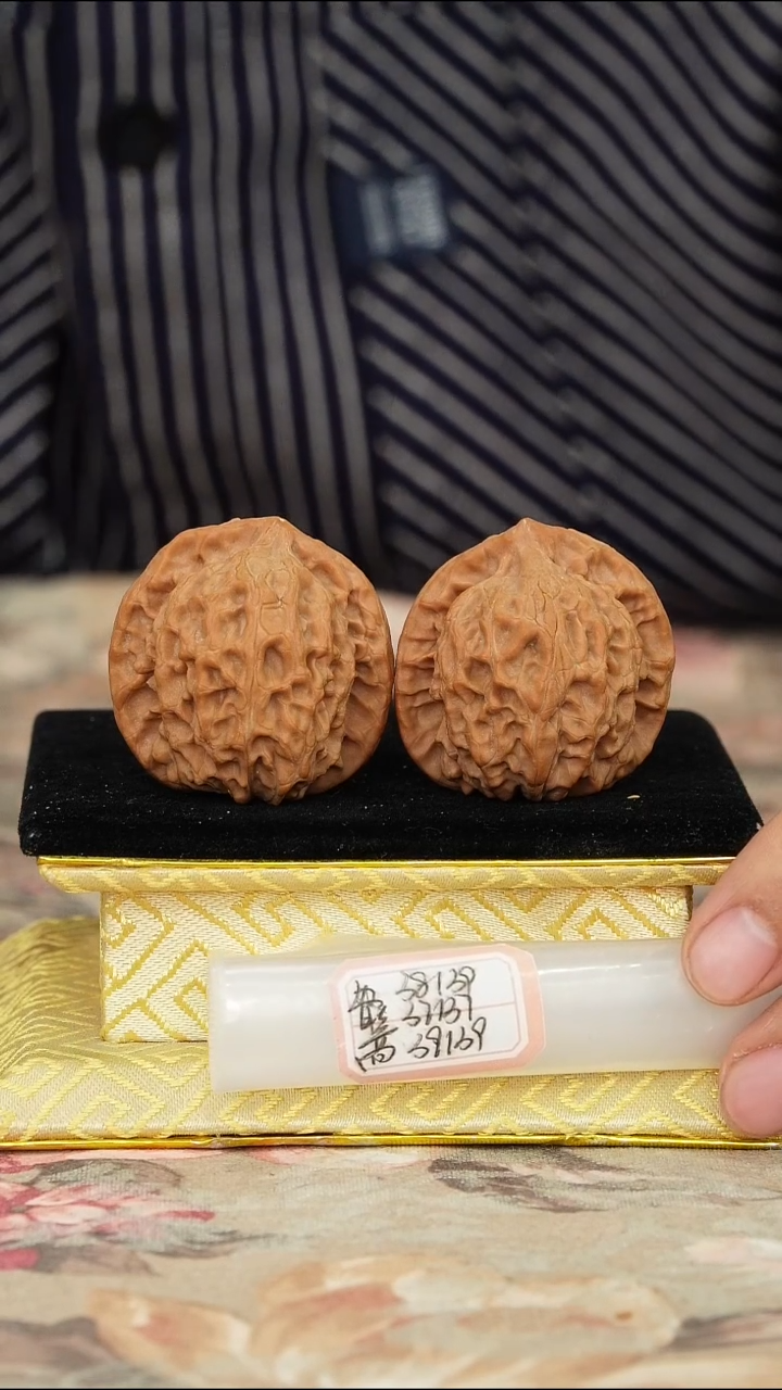 文玩核桃把件非嫁接北京