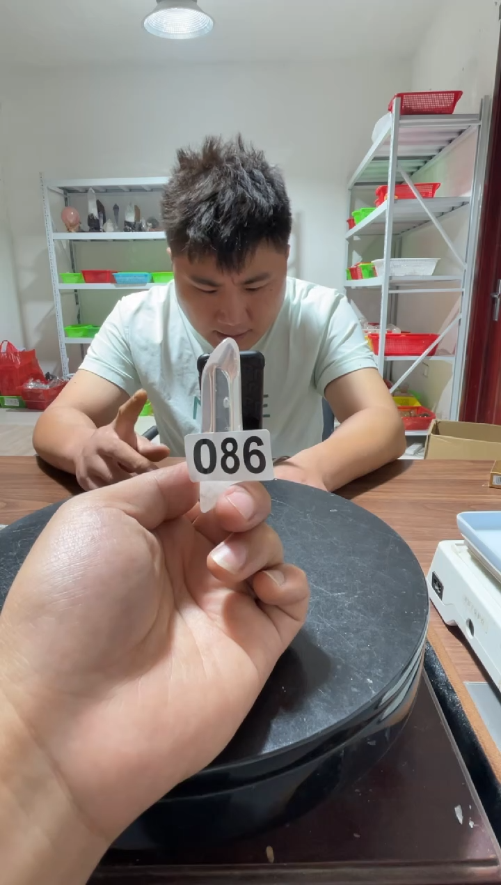 未镶嵌水晶大型摆件（非配饰）白水晶柱子多样性发其一086