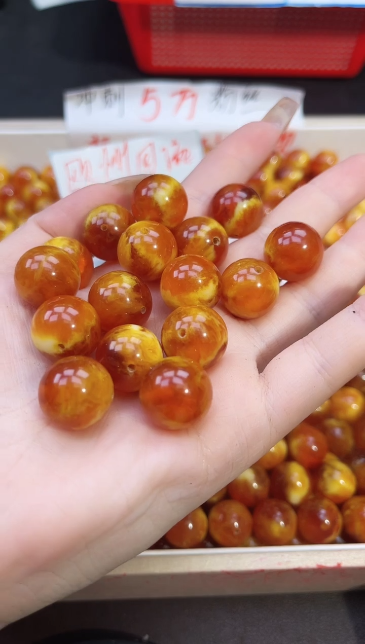 【闪购商品】蜜蜡裸石未镶嵌蜡虎皮老蜡Y1320 1颗