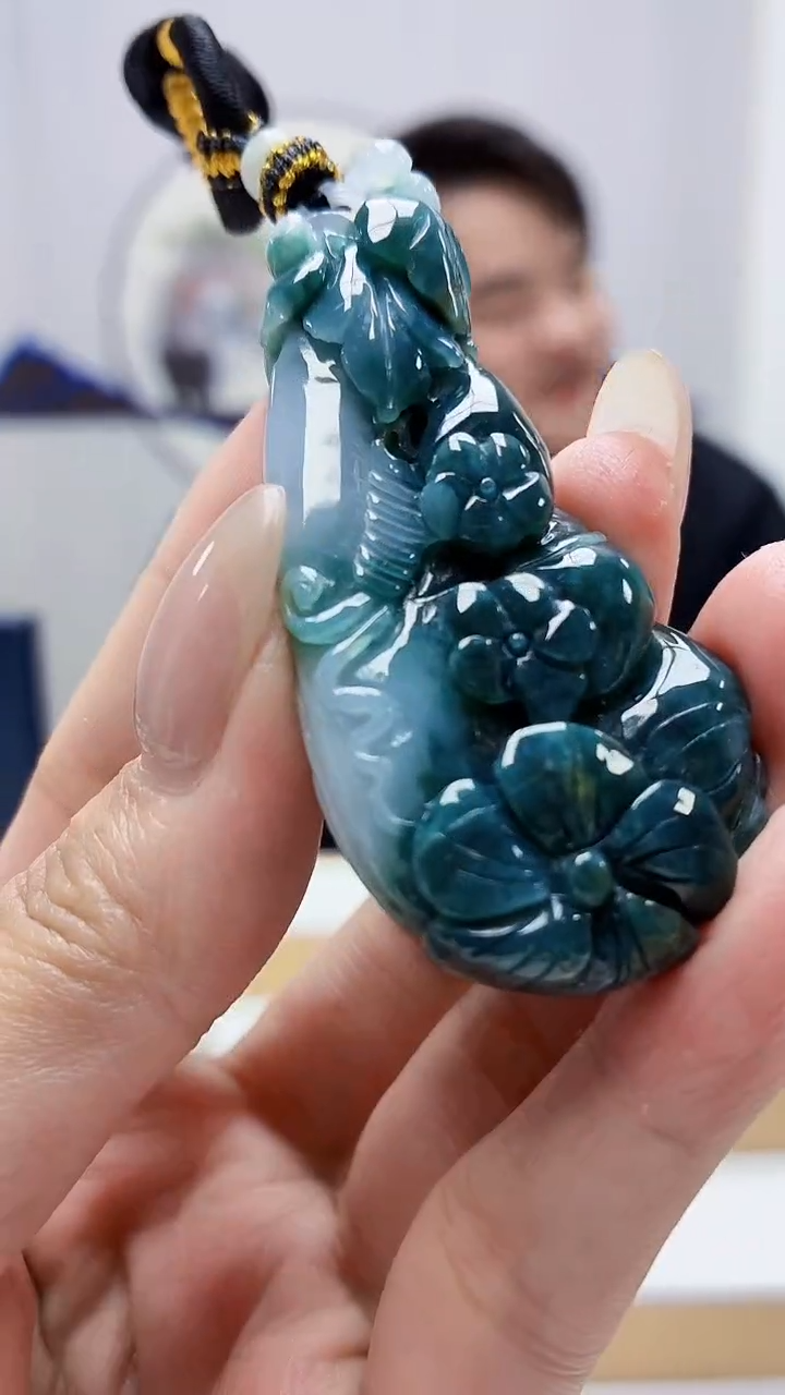 未镶嵌定制翡翠5060MM-毛货挂件37