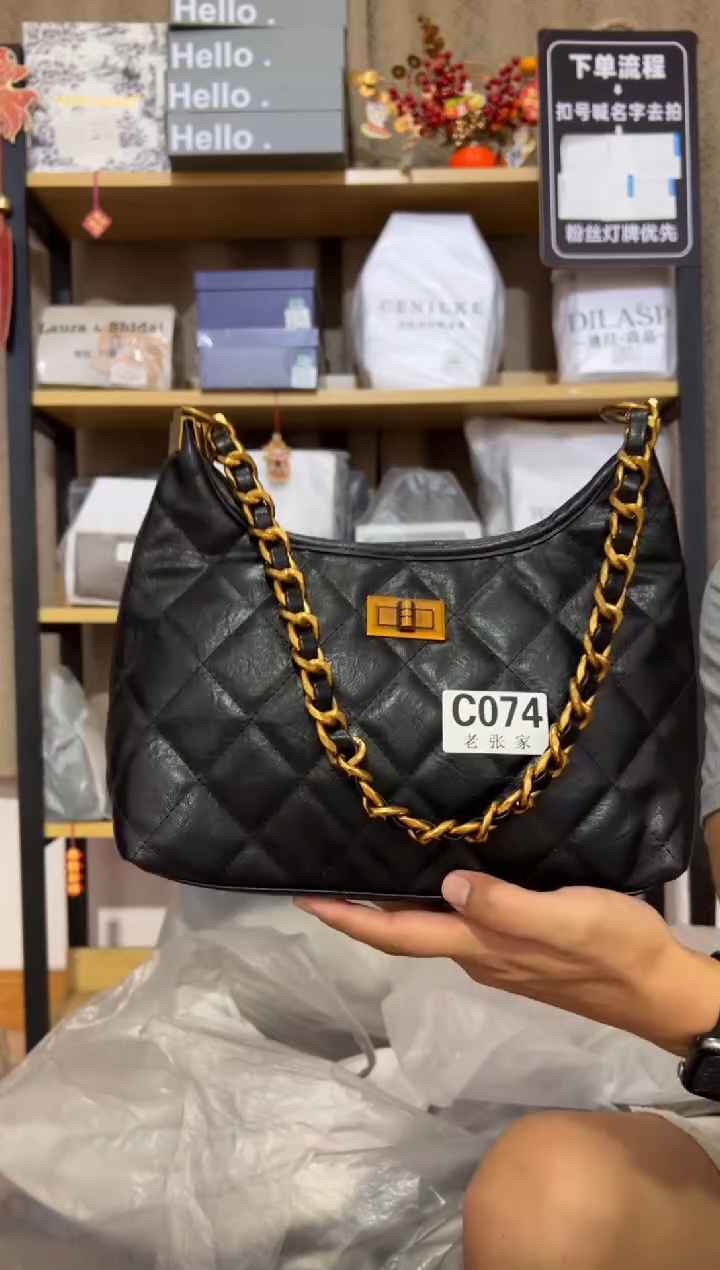 小牛剖层皮革老张家女包074