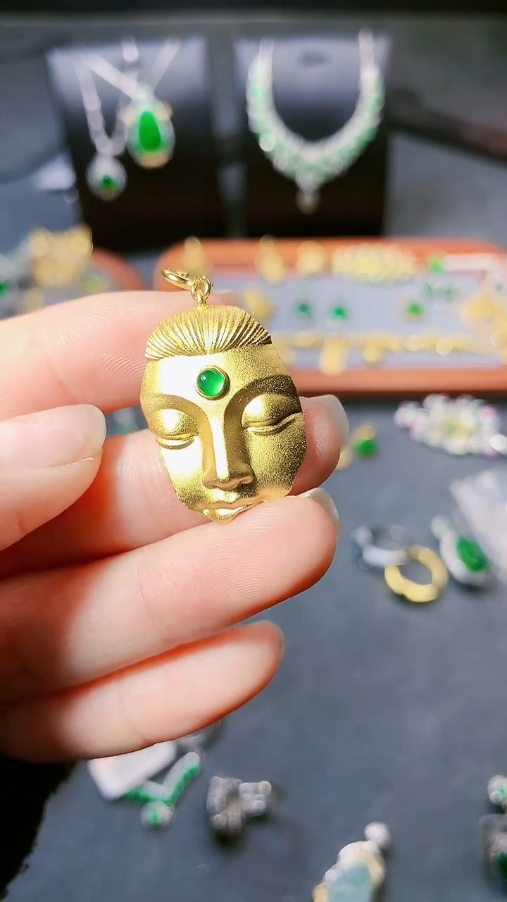 【闪购商品】翡翠吊坠(赠链)银S925镶嵌吊坠