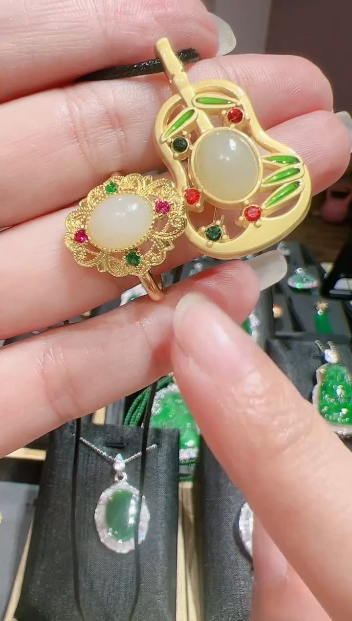 【闪购商品】和田玉颈饰合金202521705