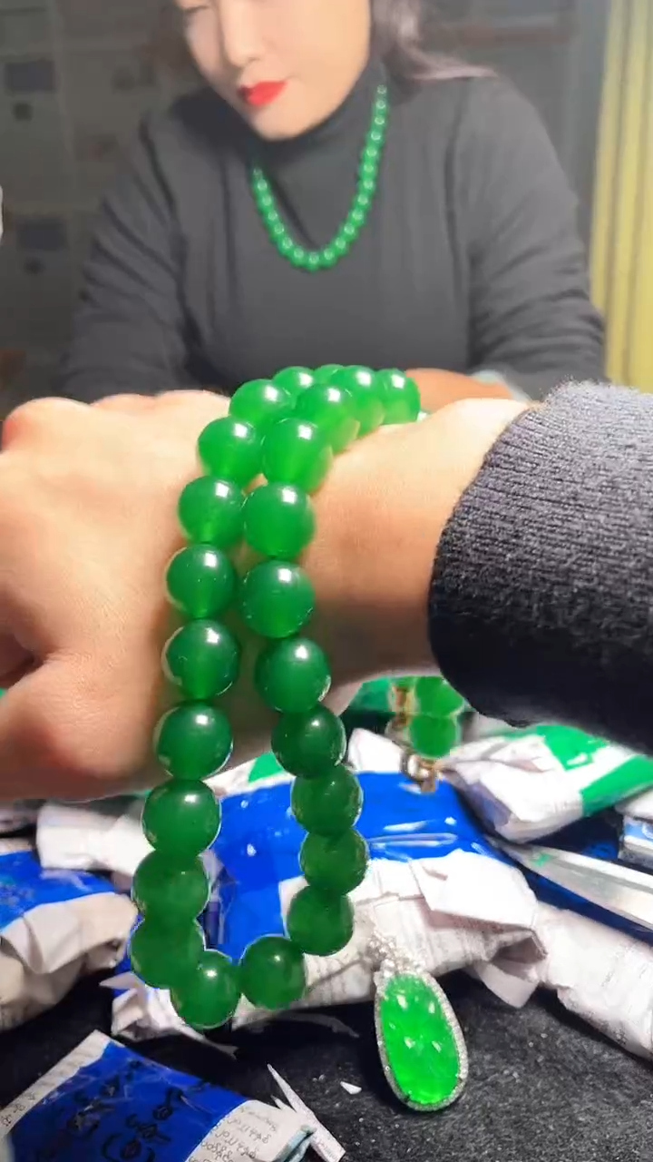 猛子收货A89-满绿珠链
