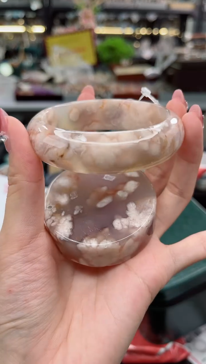 【闪购商品】石英质玉手镯未镶嵌圈59口（赠品镯心）3547497