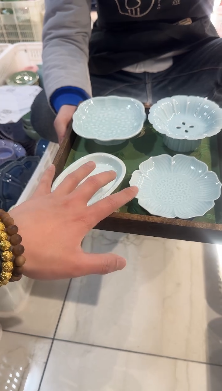 瓷片瓷微瑕商品 介意勿拍 带托盘