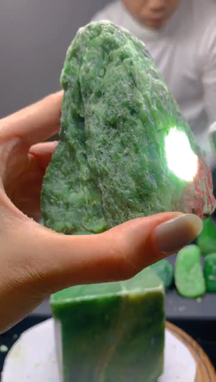 未镶嵌和田玉珠宝半成品1