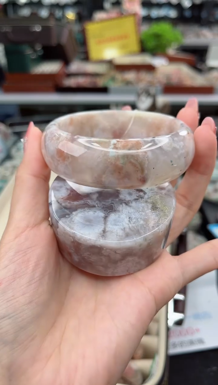 【闪购商品】石英质玉手镯未镶嵌60圈口（赠品镯心）6002