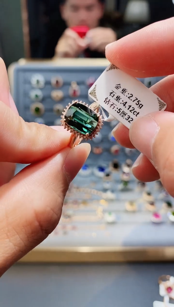 碧玺戒指18K金镶嵌4.12.