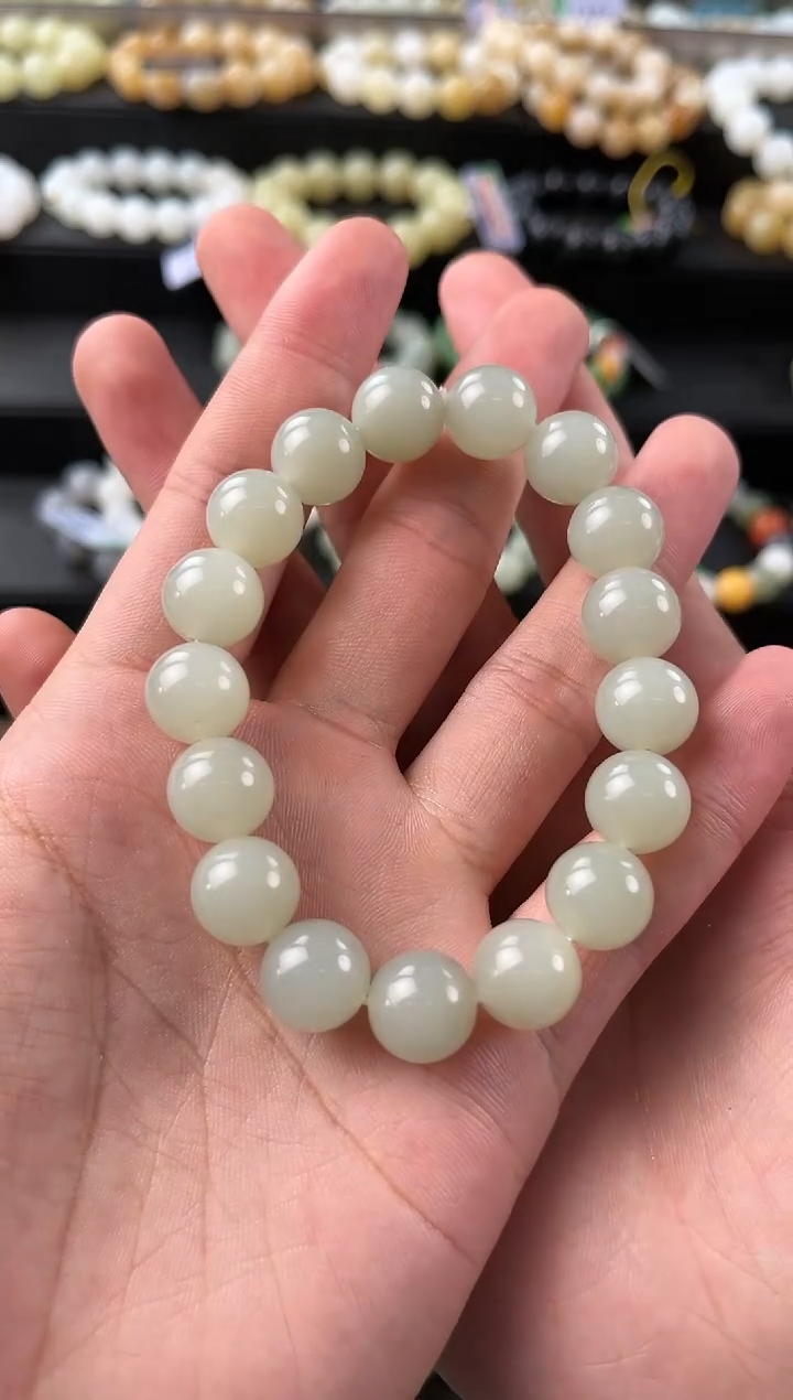 【闪购商品】和田玉手串未镶嵌且末青白手串卡12mm微色差