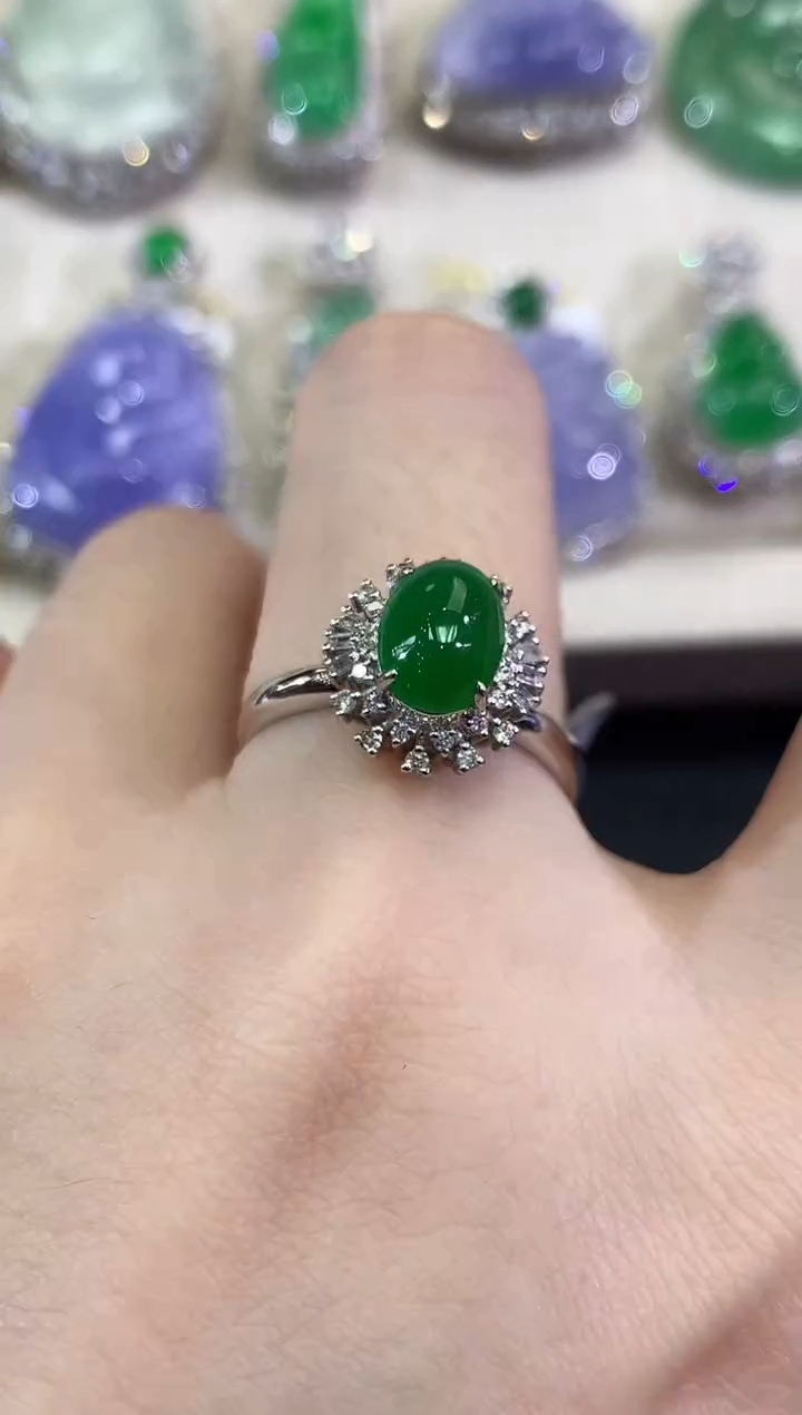 【闪购商品】翡翠戒指18K金镶嵌B104    