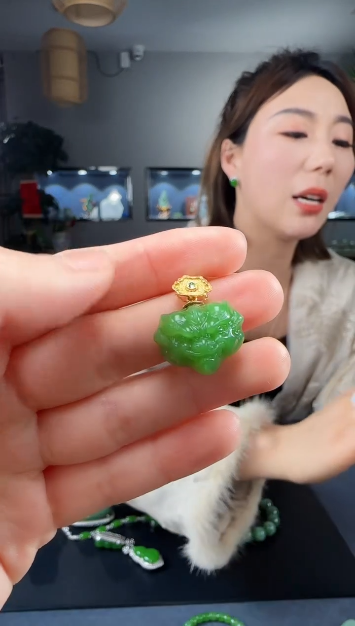 【闪购商品】和田玉18K金镶嵌吊坠(不含链)1