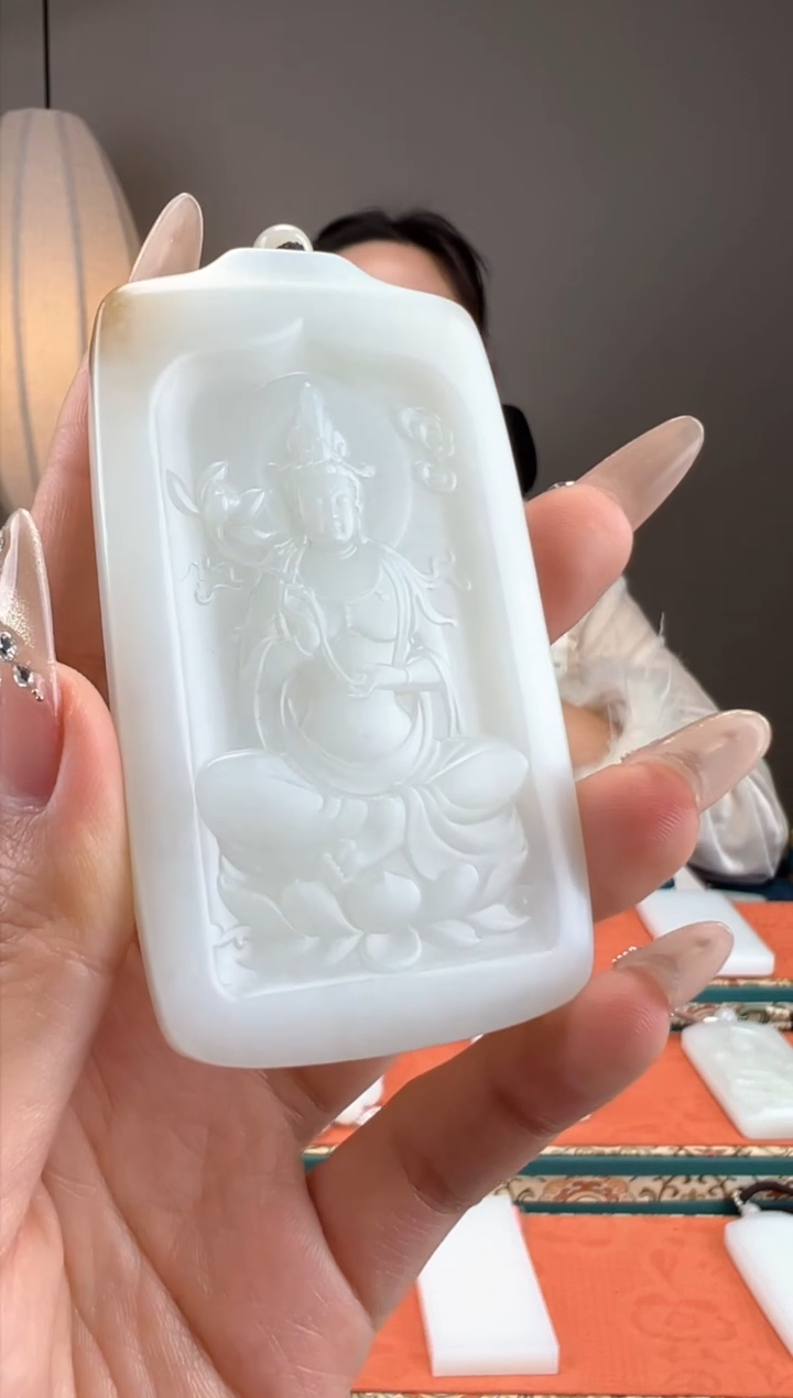 【闪购商品】和田玉颈饰未镶嵌1