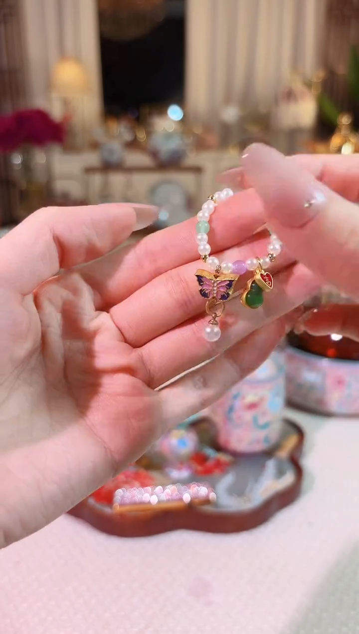 【闪购商品】瓷紫蝴蝶绿葫芦-提溜