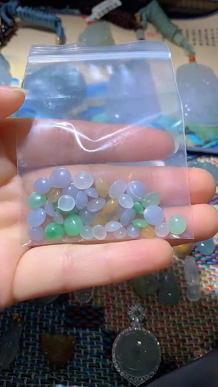 未镶嵌裸石翡翠18.8翡翠链接