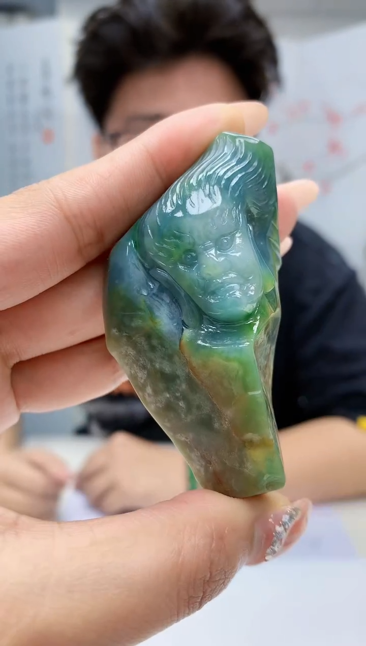 【闪购商品】定制翡翠未镶嵌4688MM-毛货挂件5