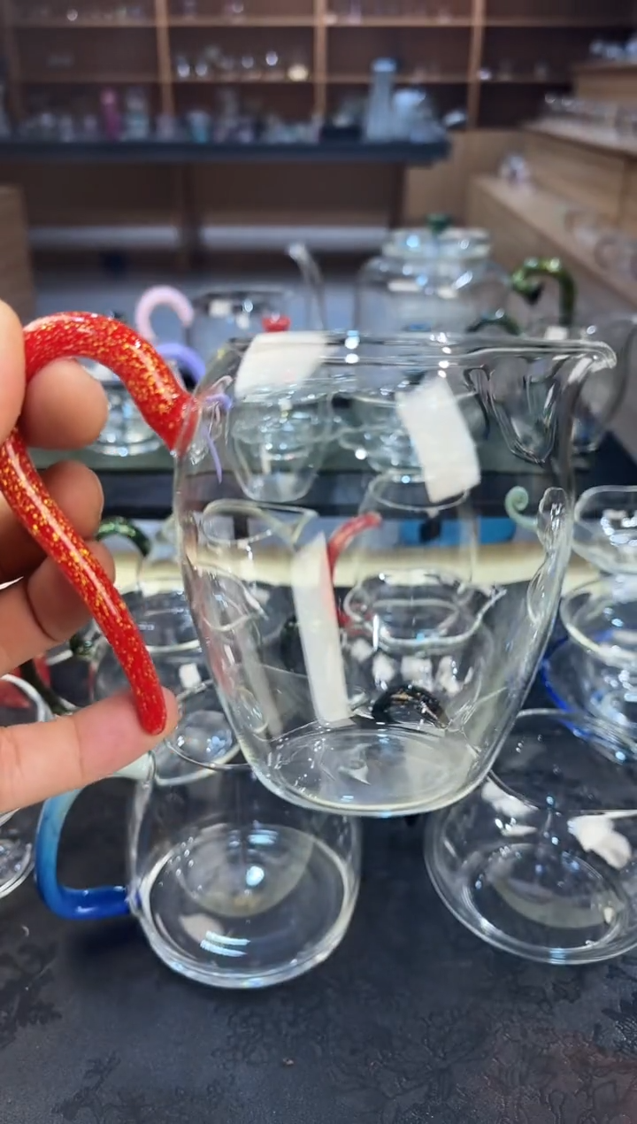 多**亿红金漾辰360ml金标简装发货