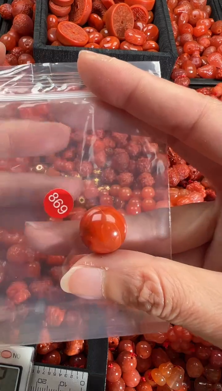 【闪购商品】南红玛瑙颈饰未镶嵌1