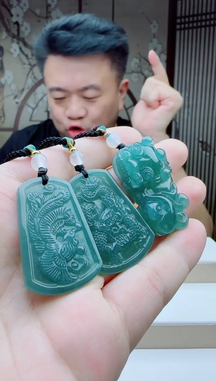 颈饰未镶嵌翡翠多样性发其一