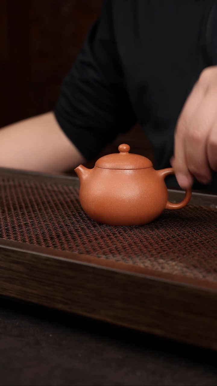 【闪购商品】紫砂茶壶五彩泥刻绘文旦