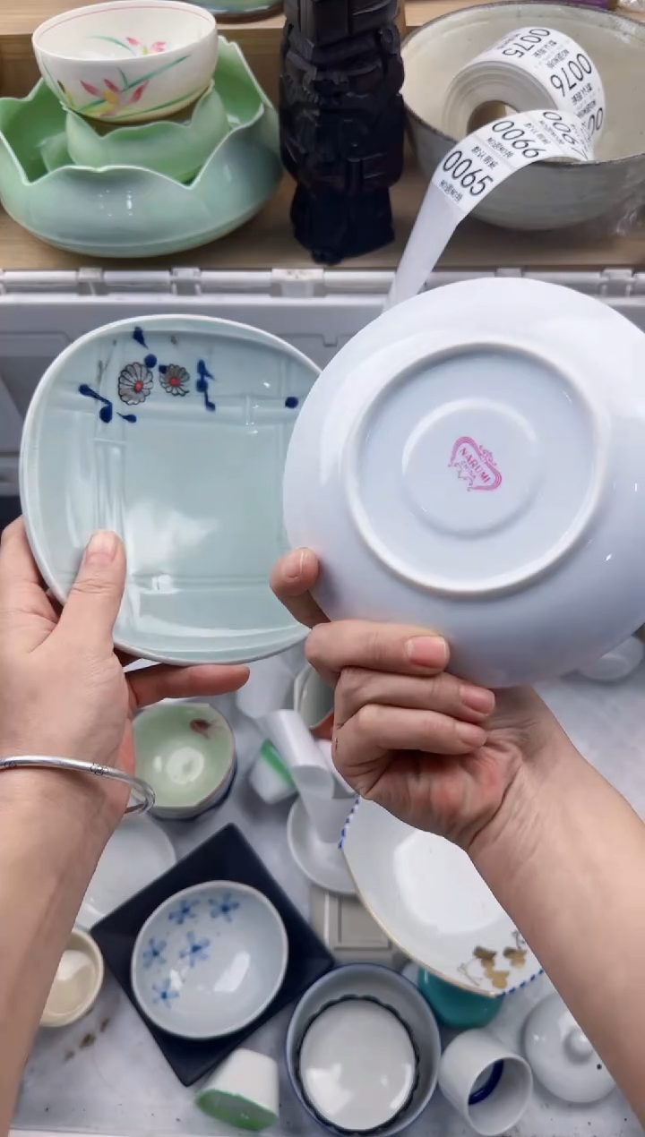 065回流瓷器，默认微瑕，18包邮