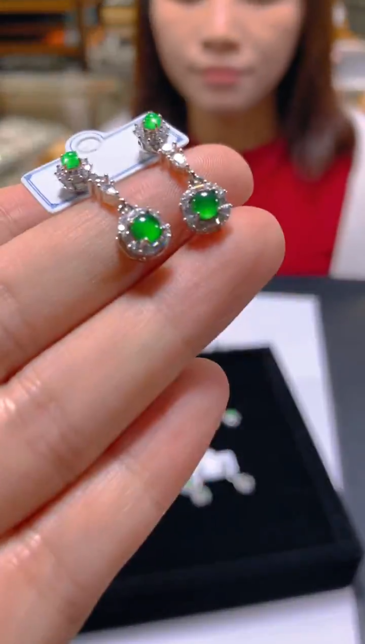 未镶嵌翡翠耳饰多样性发一