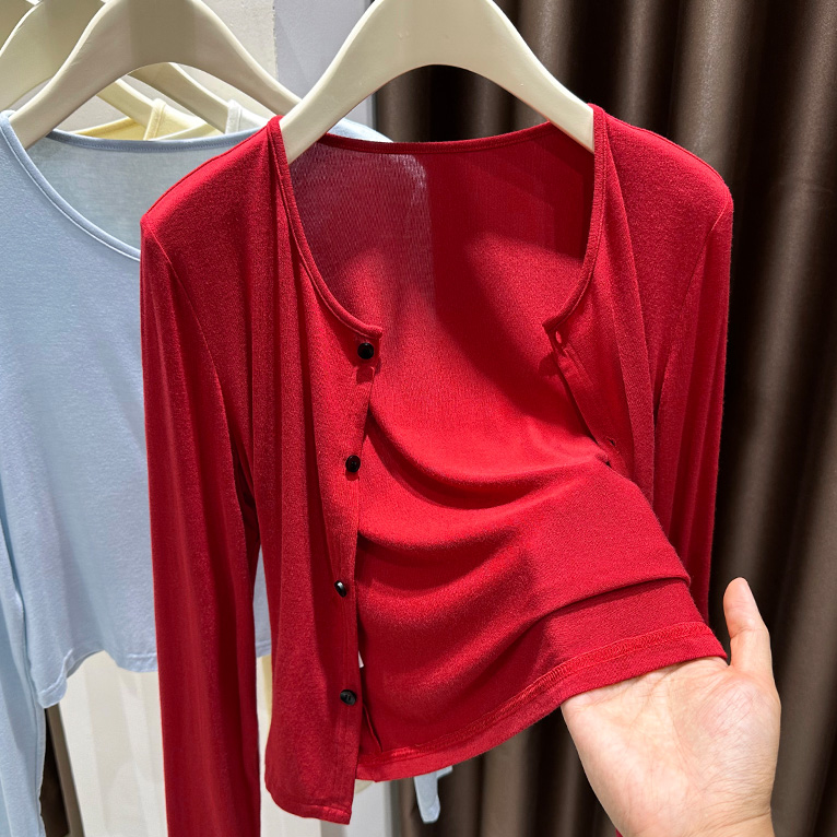 红色冰丝针织长袖防晒开衫女款秋季外搭罩衫时尚薄款小外套针织衫