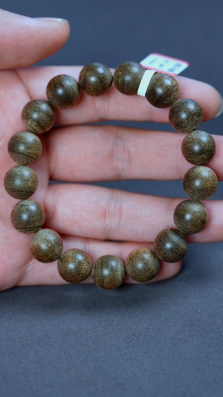 【闪购商品】沉香手串东马沉香1.28