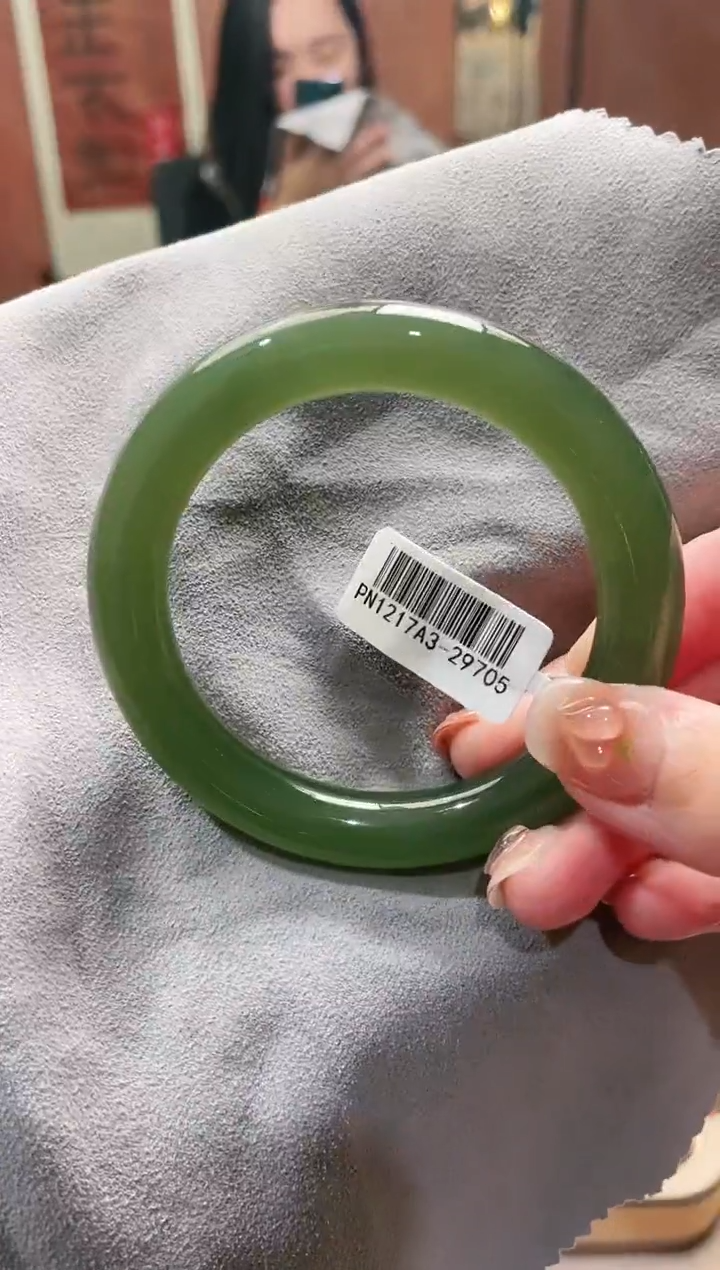 【闪购商品】和田玉手镯未镶嵌55+