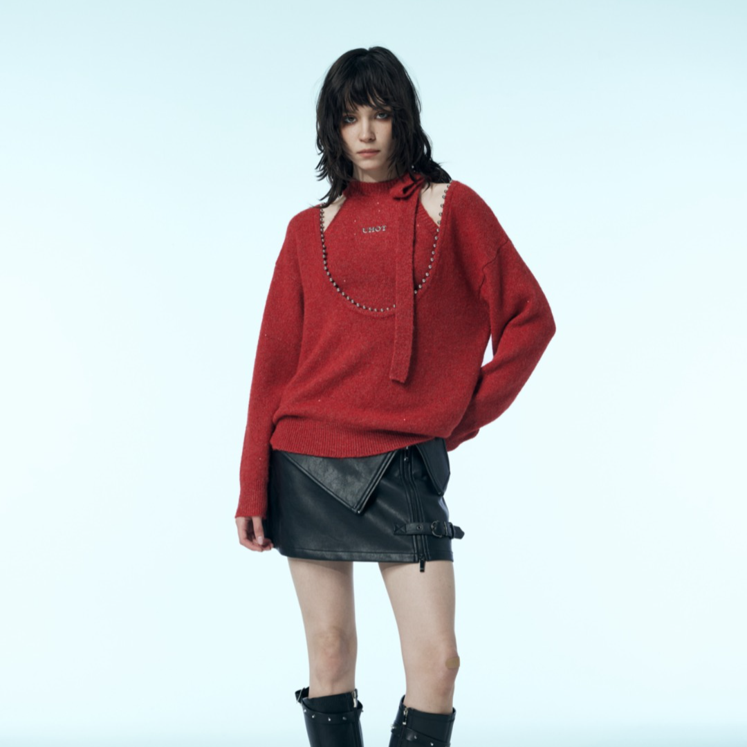 uhot诱货25秋冬新款红色真两件打底露肩针织衫UWWW6Z415