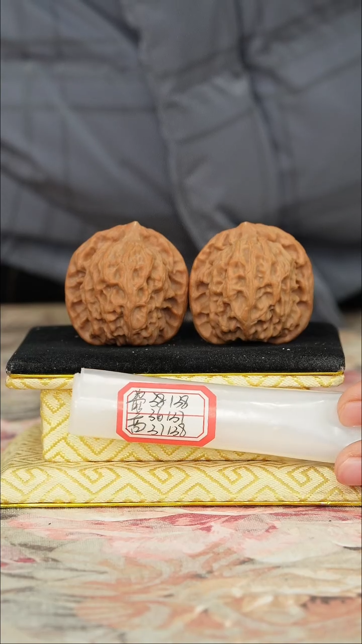 【闪购商品】文玩核桃把件非嫁接北京