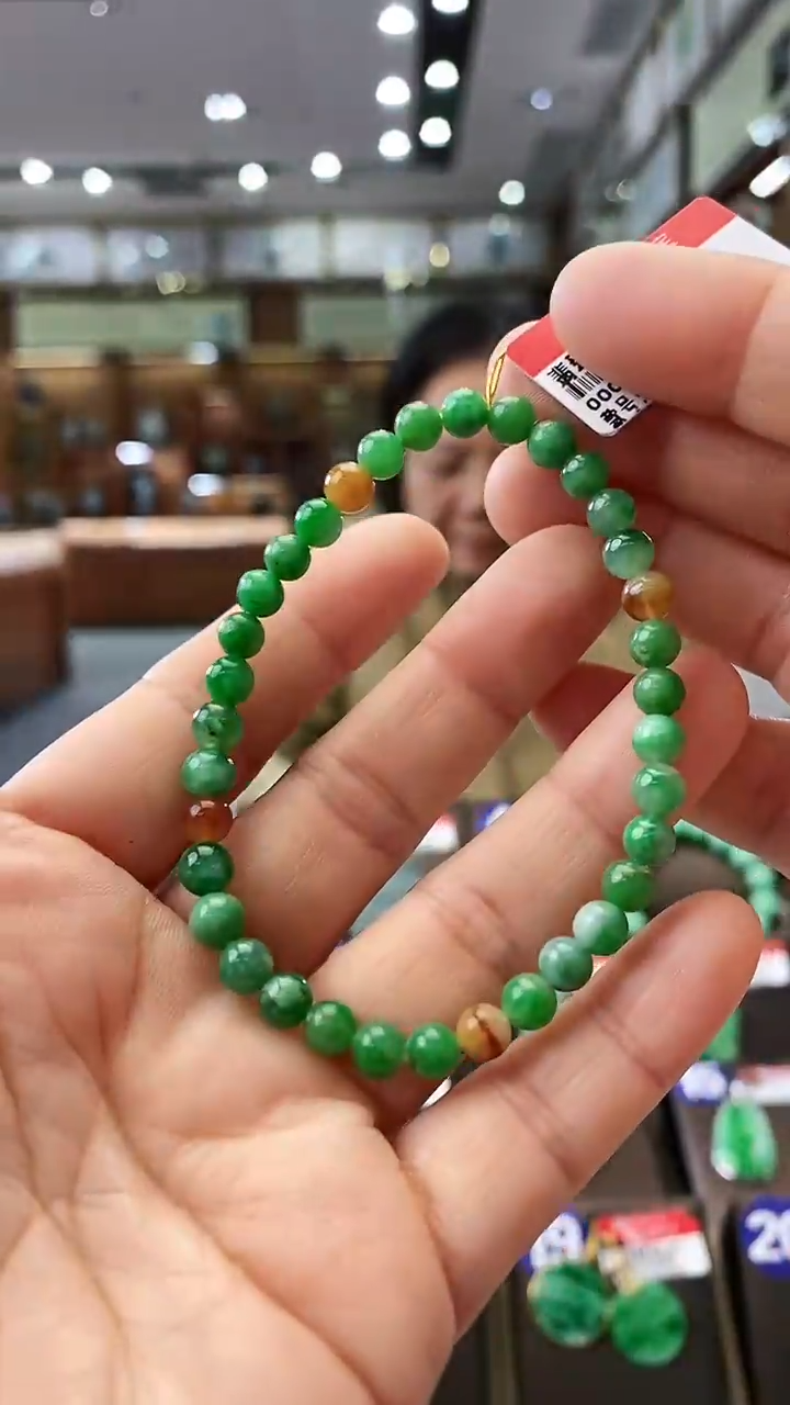 【闪购商品】翡翠手串未镶嵌5.2mm手串