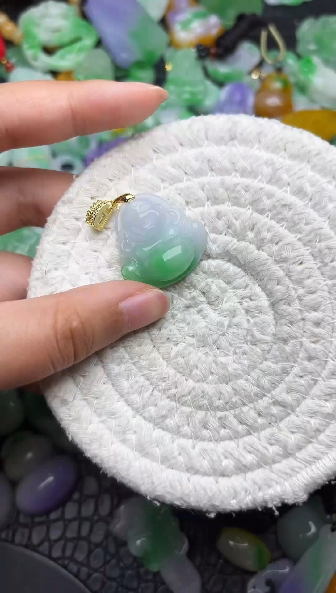 颈饰未镶嵌翡翠缅甸翡翠吊坠