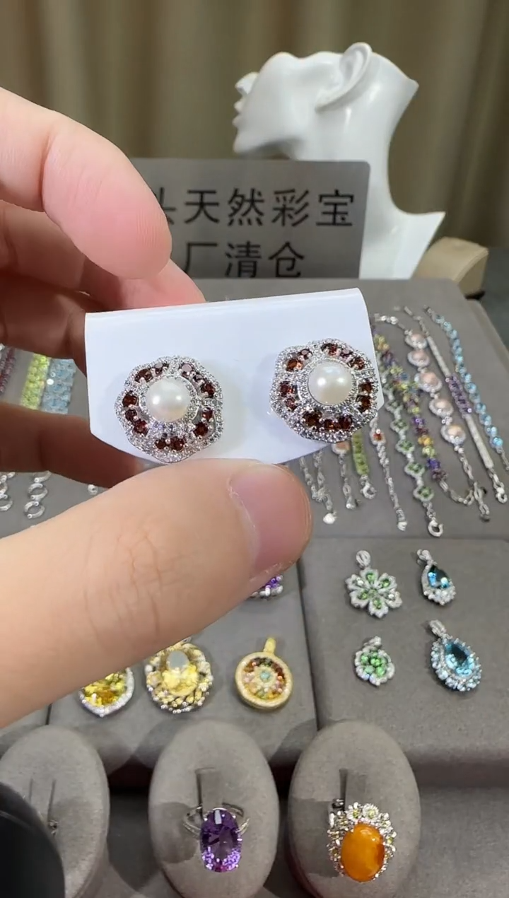 银S925镶嵌耳饰淡水珍珠6mm繁花设计款耳钉